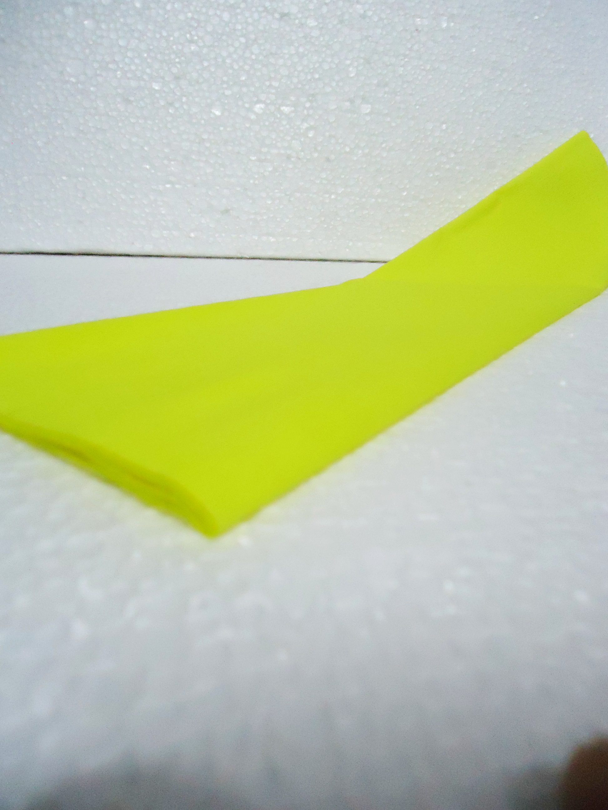 PAPEL CREPE AMARILLO