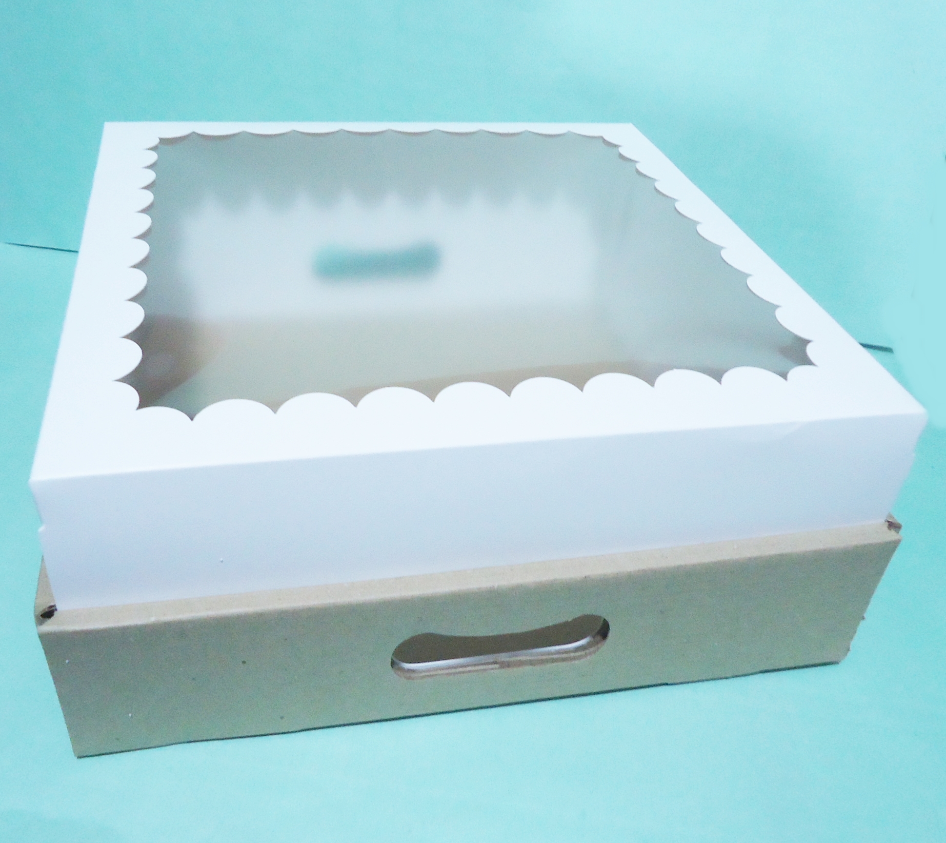 CAJA DESAYUNO CON VISOR 30x30x12 CORRUGA