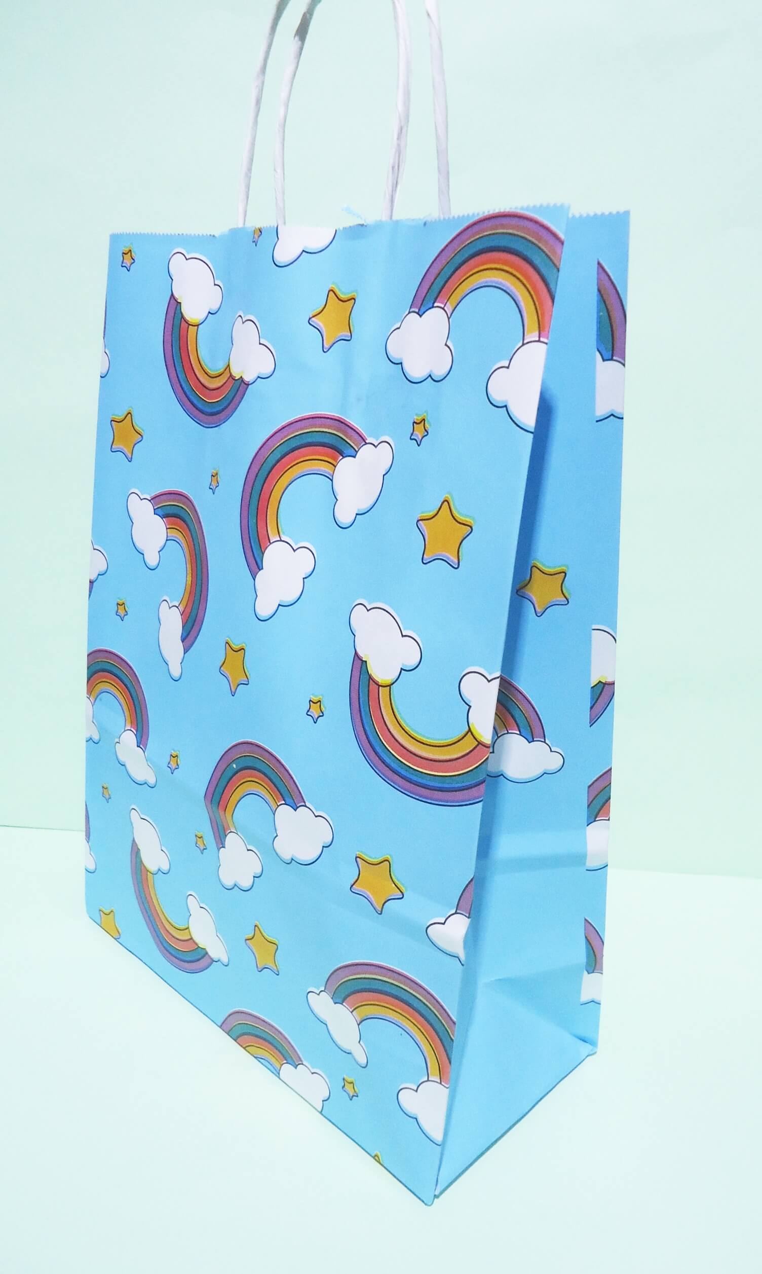 BOLSA C/CORDON 22x30 ARCOIRIS