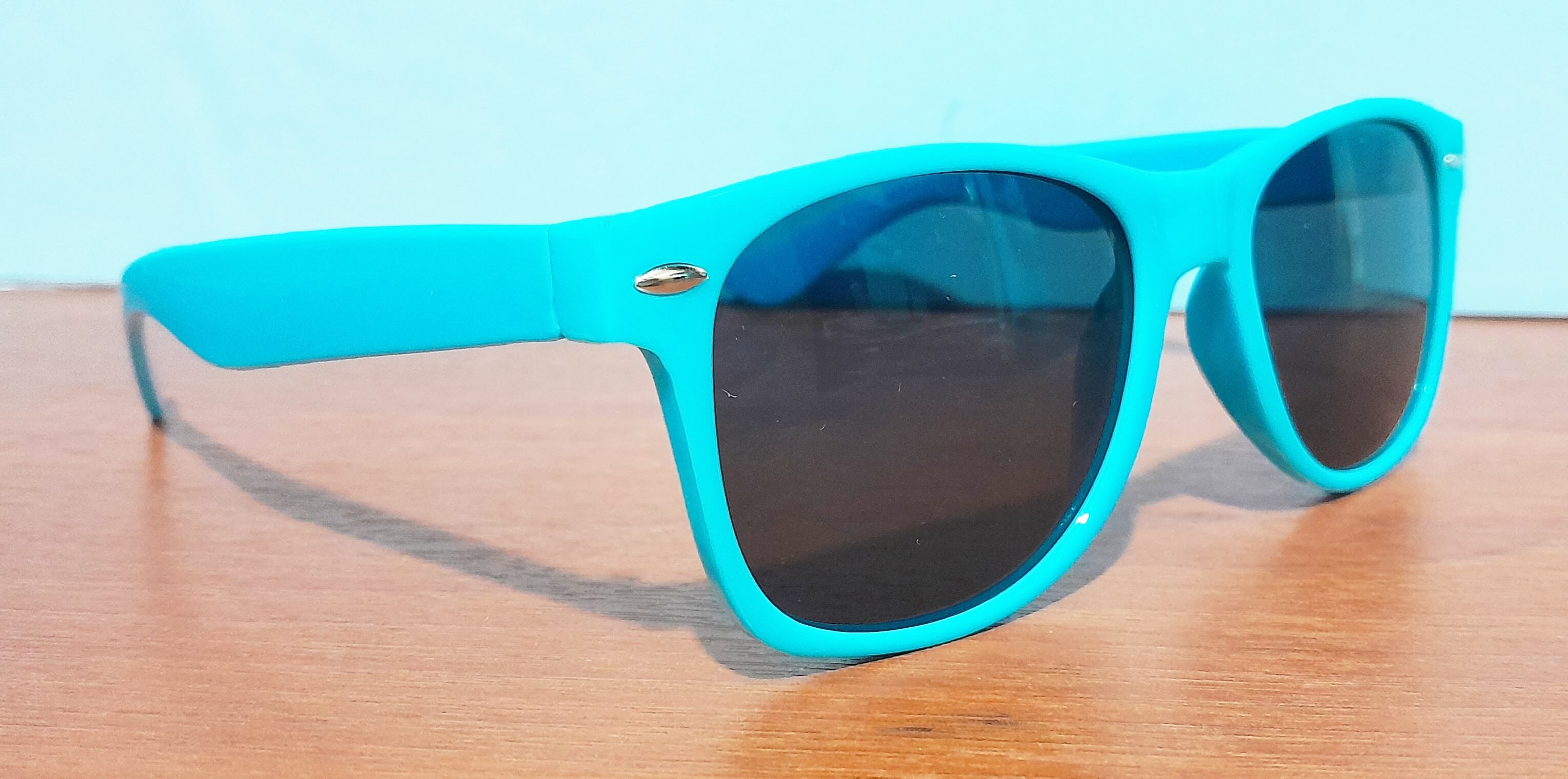 ANTEOJO RAYBANN COLOR CELESTE