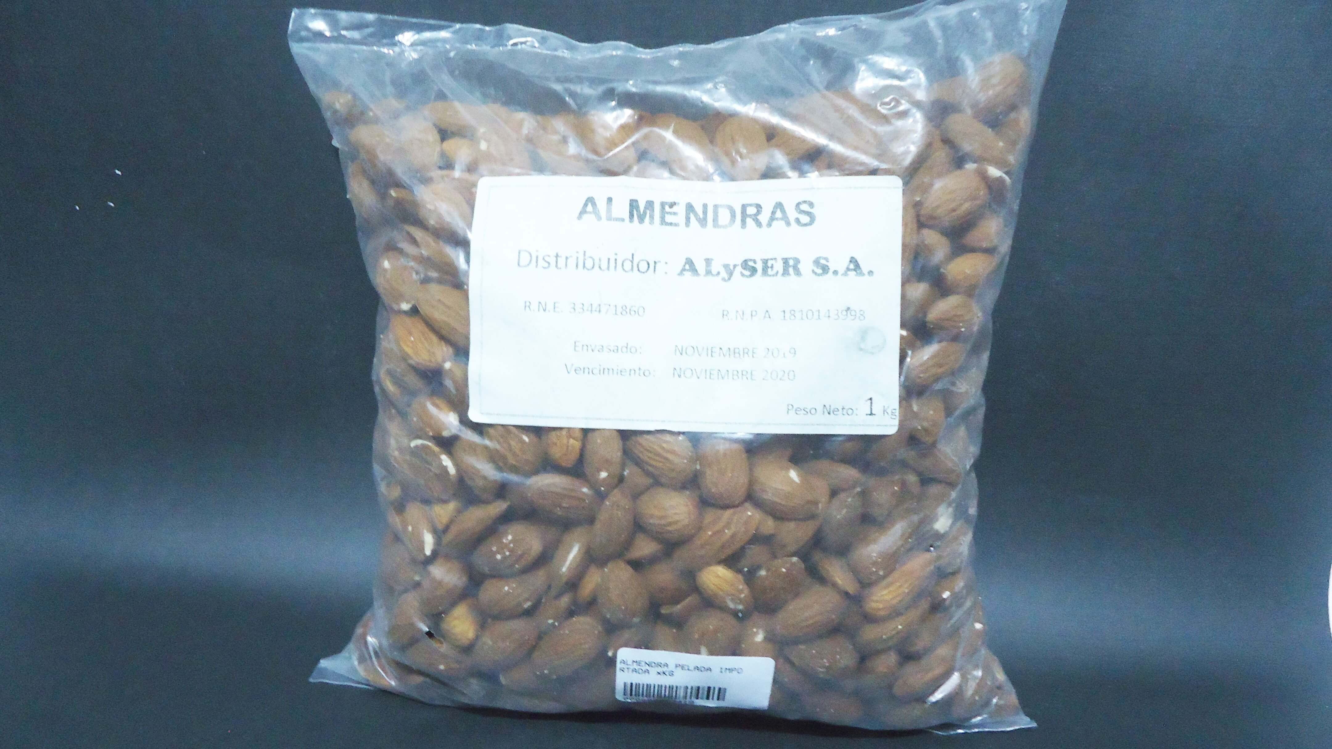 ALMENDRA PELADA  1kg