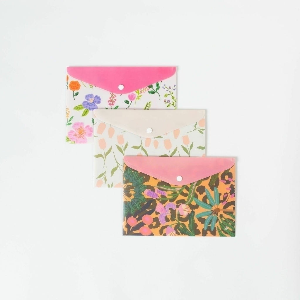SOBRE PLASTICO A4 C/BROCHE FANTASIA FW