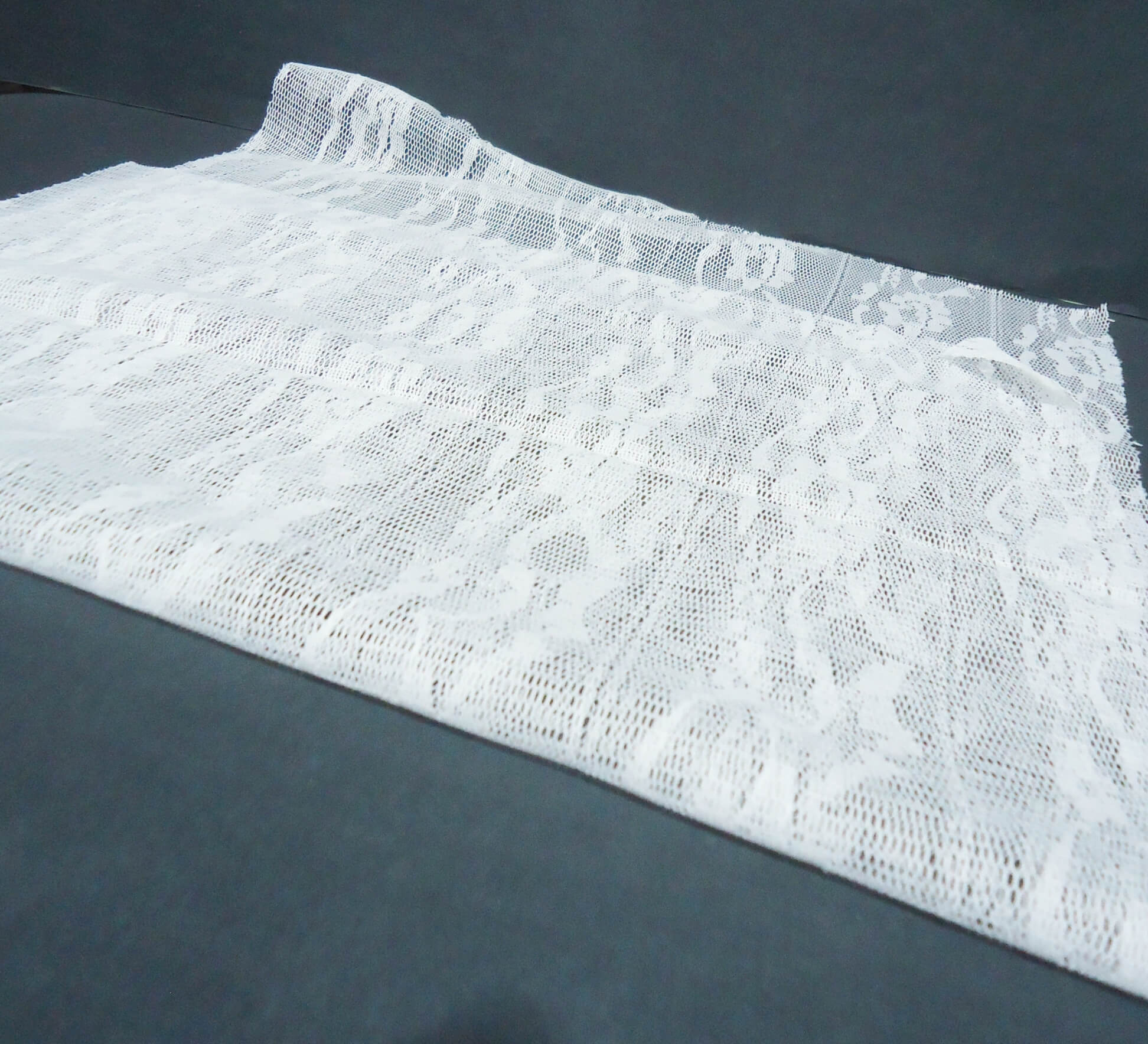 MANTILLA BLANCA MIC Y MAC