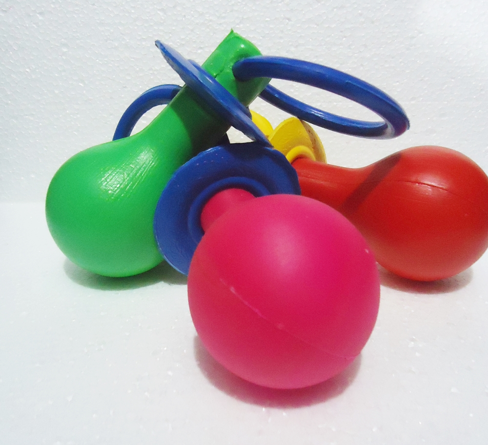 MARACA CHUPETE GIGANTE ART.602