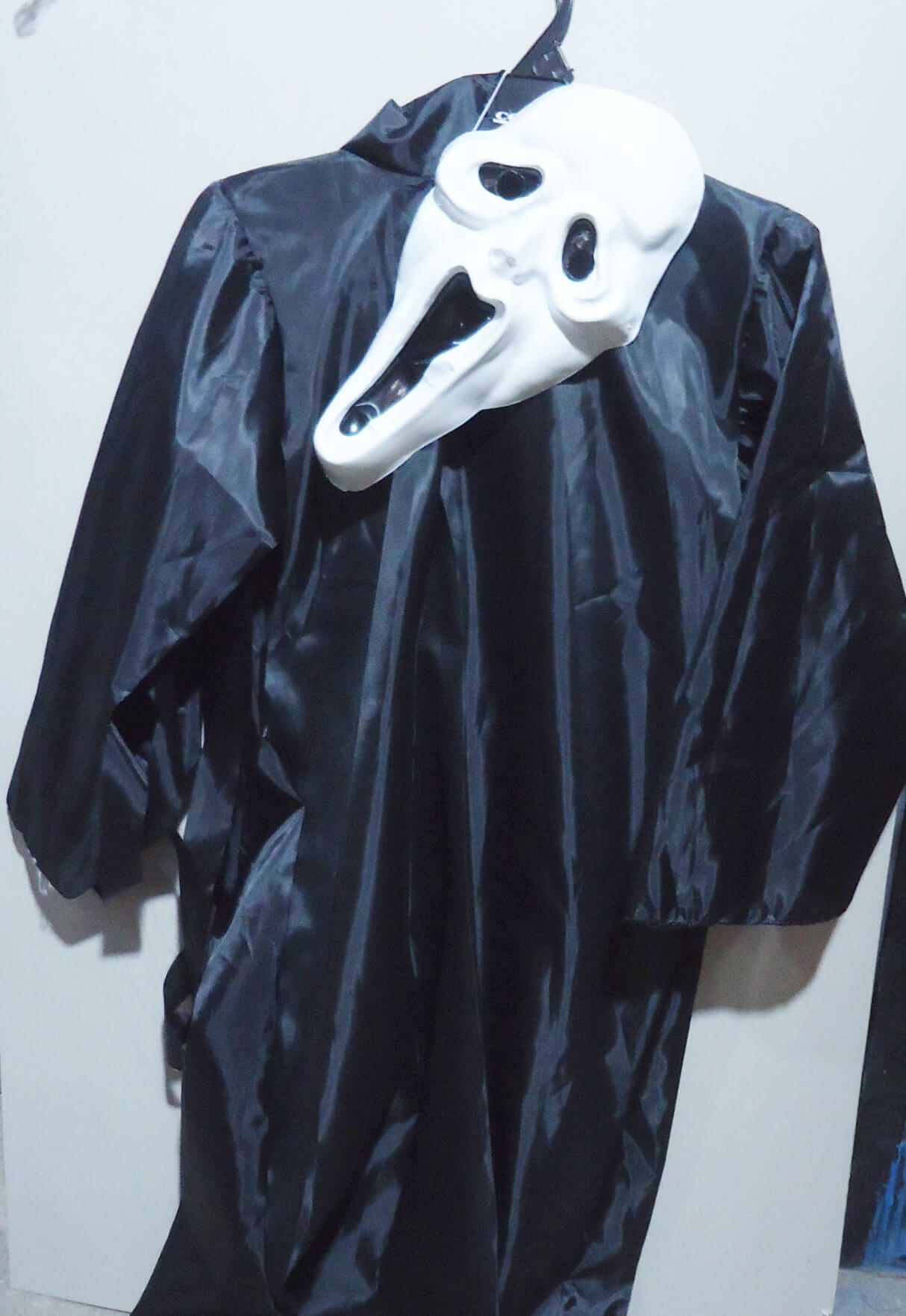 DISFRAZ SCREAM  MIC Y MAC T3 ADULTO