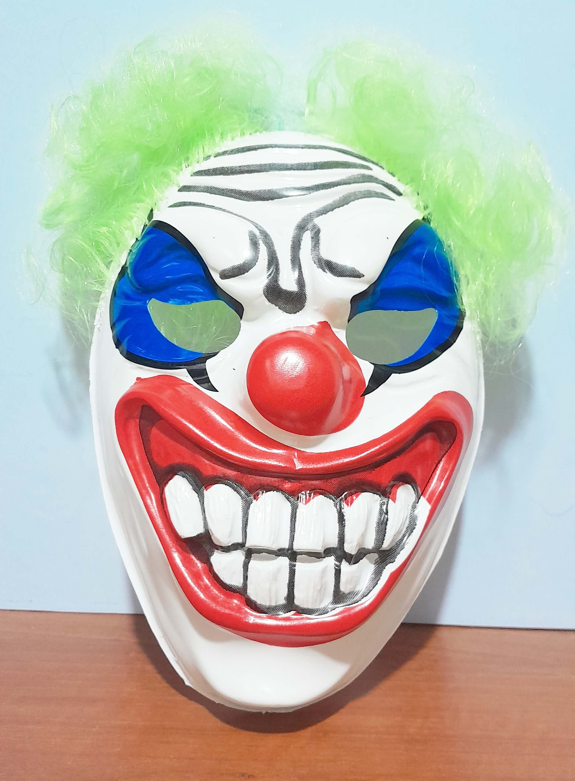 CARETA PLASTICA C/PELO PAYASO TERROR