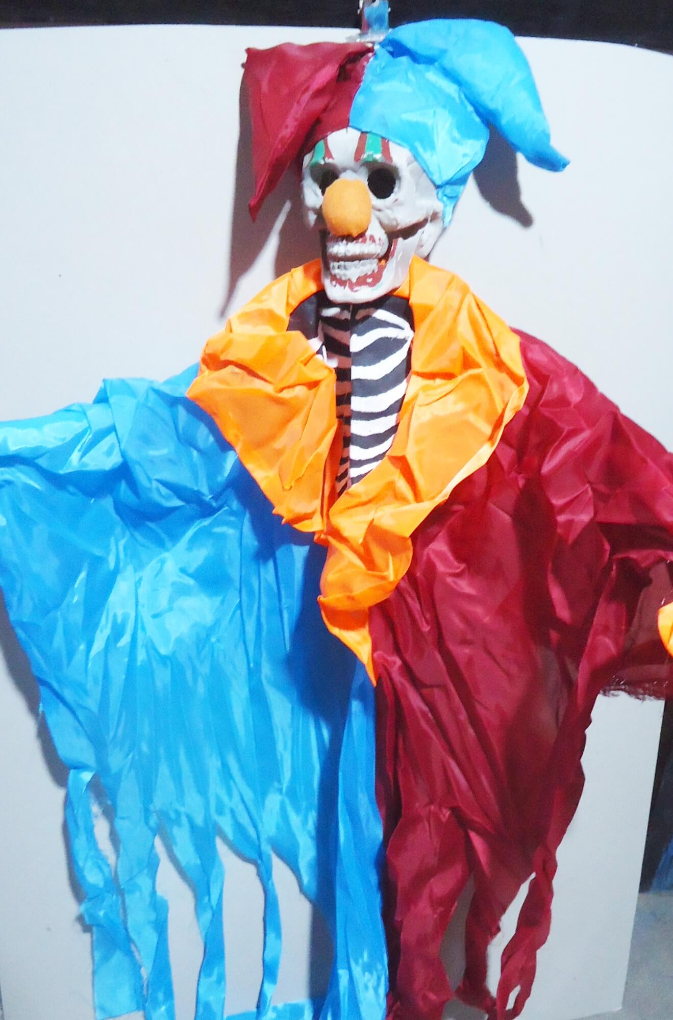 COLGANTE PAYASO CALAVERA LED GIGANTE