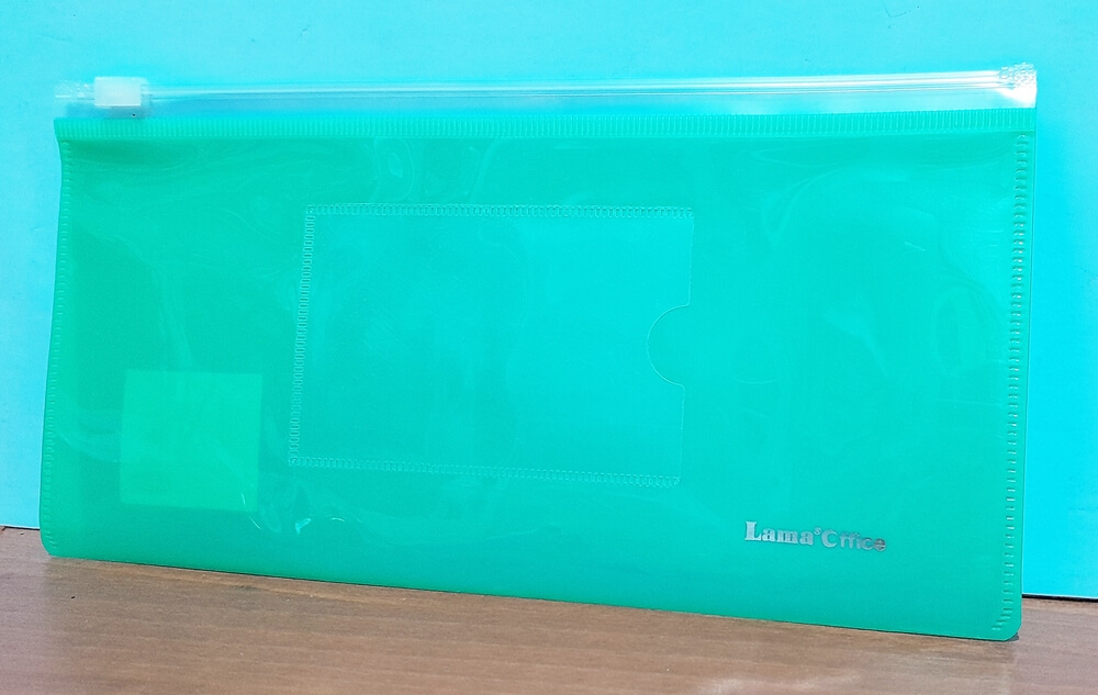 SOBRE PLASTICO A5 C/ZIP LAMA