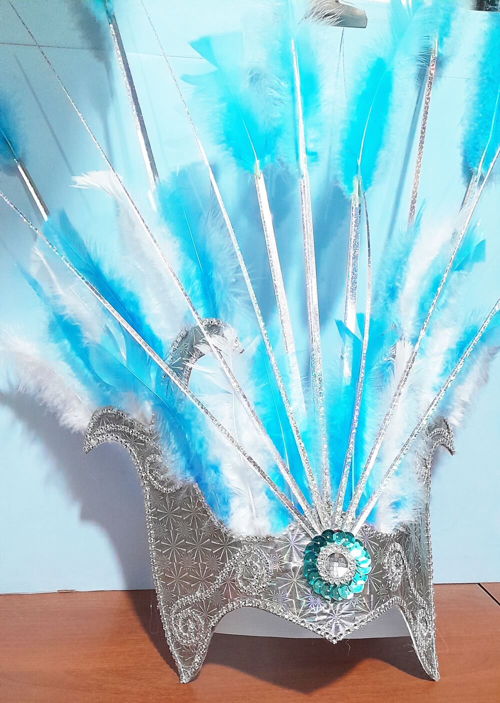 CORONA COMPARSA CORAZON TURQUESA