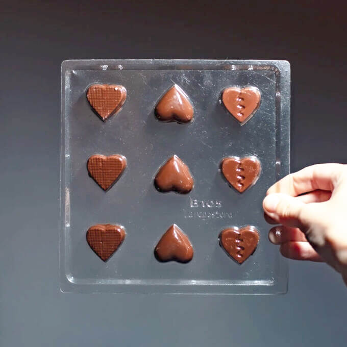 MOLDE PLACA BOMBON CORAZONCITO B105